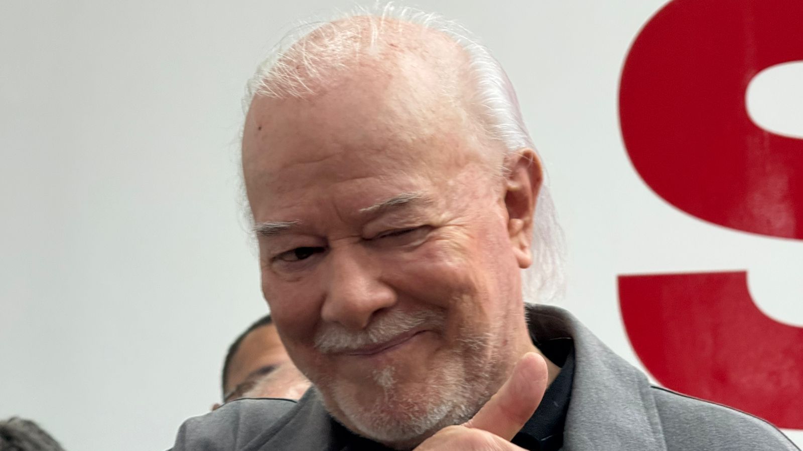 Atual presidente do São Paulo renuncia a cartão corporativo