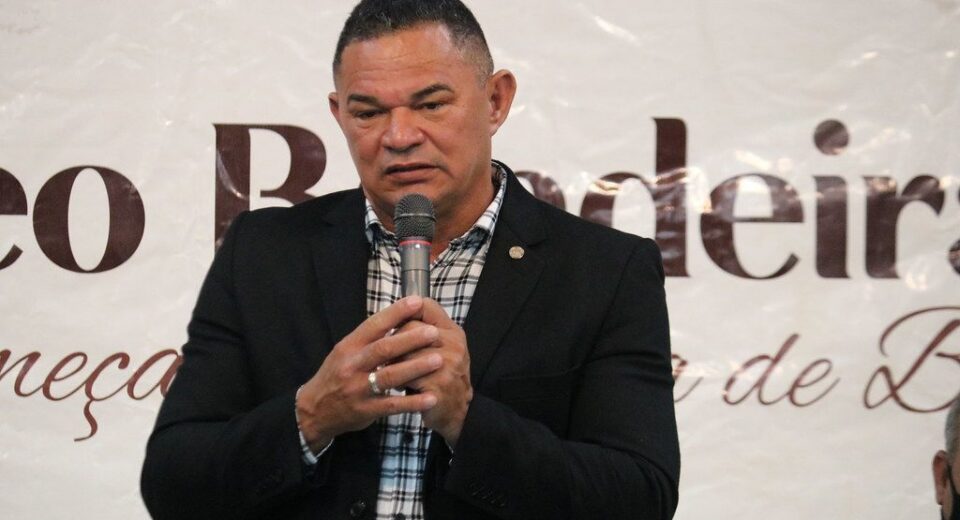 Líder do governo Ibaneis é alvo de operação que pode impactar Brasília
