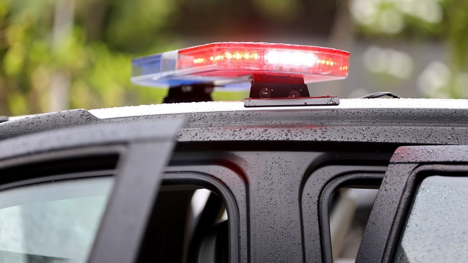 Delegado tem celular e carteira roubados em ataque na Zona Oeste