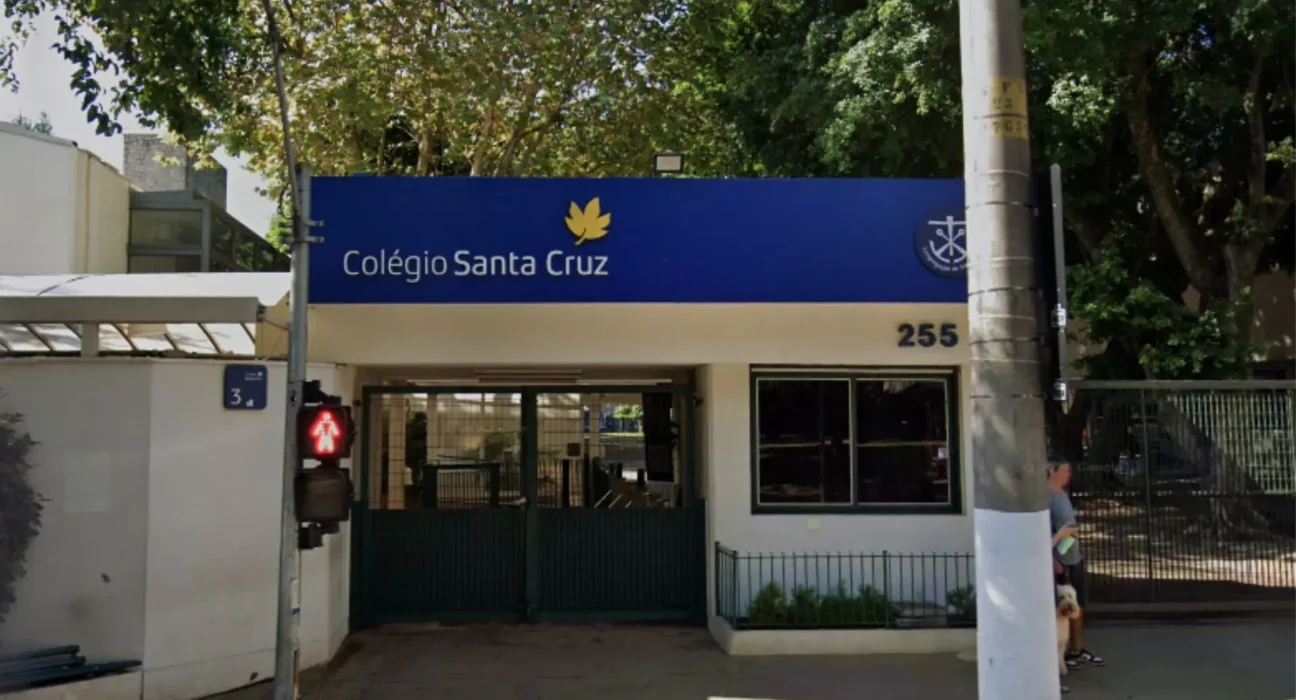 Suspeito de roubo a residências invade escola de elite em SP