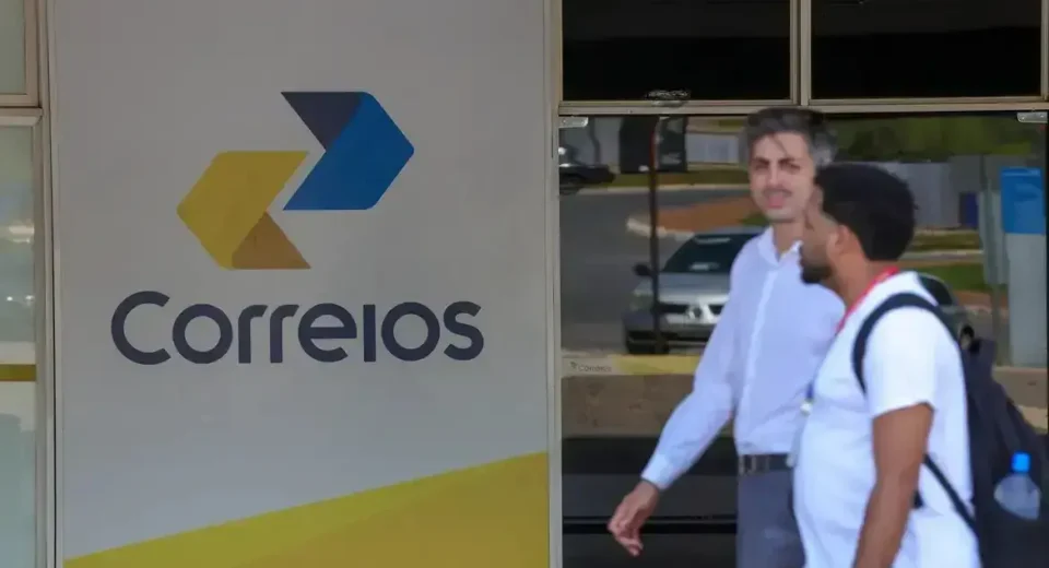 Em reestruturação, Correios adotam escala 12x36 para eficiência