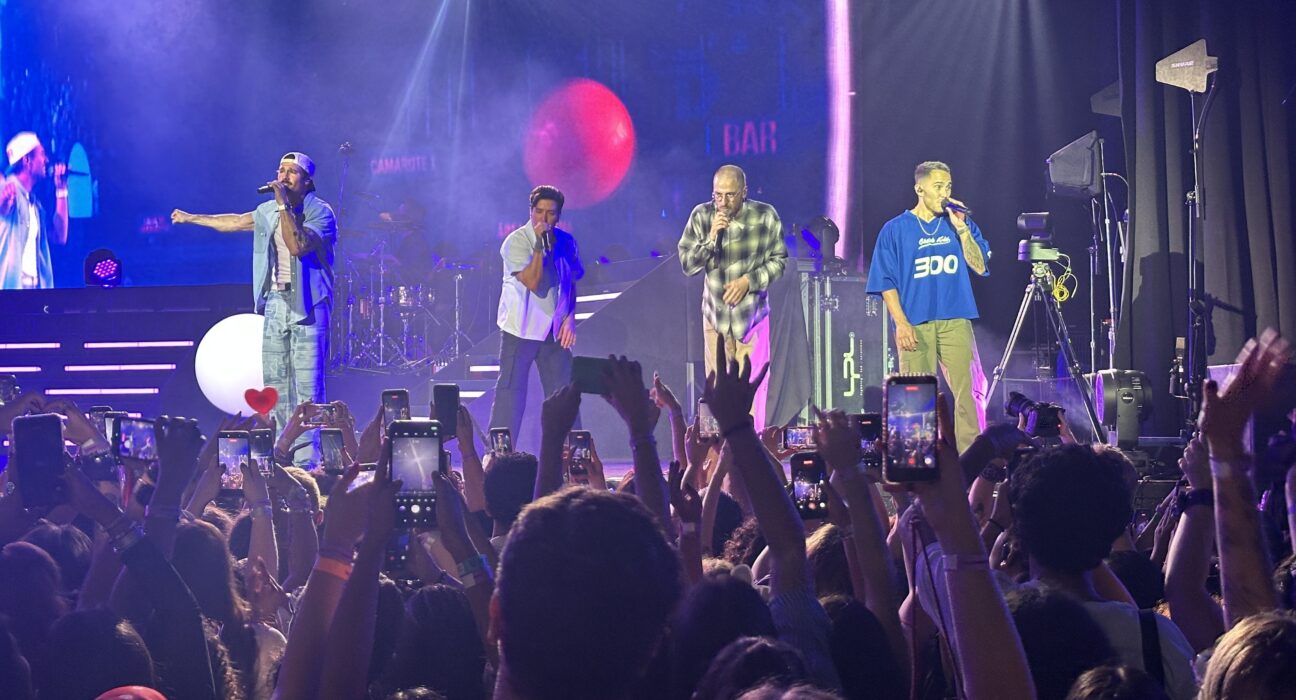Big Time Rush faz geração Z reviver os anos 2010 em show