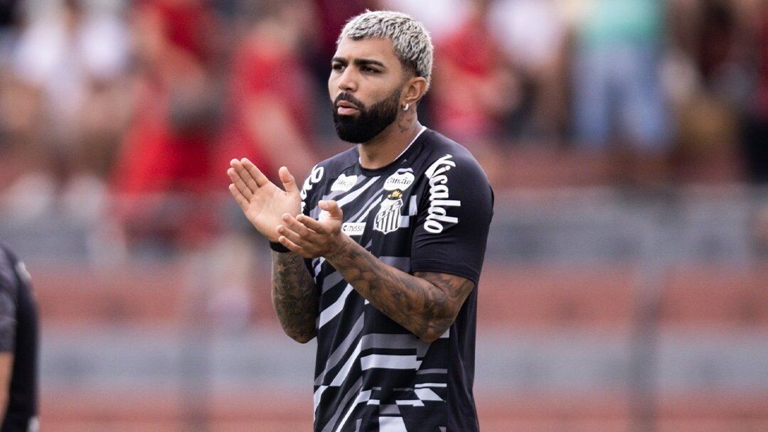 Gabigol sofre lesão e será desfalque do Santos; recuperação prevista