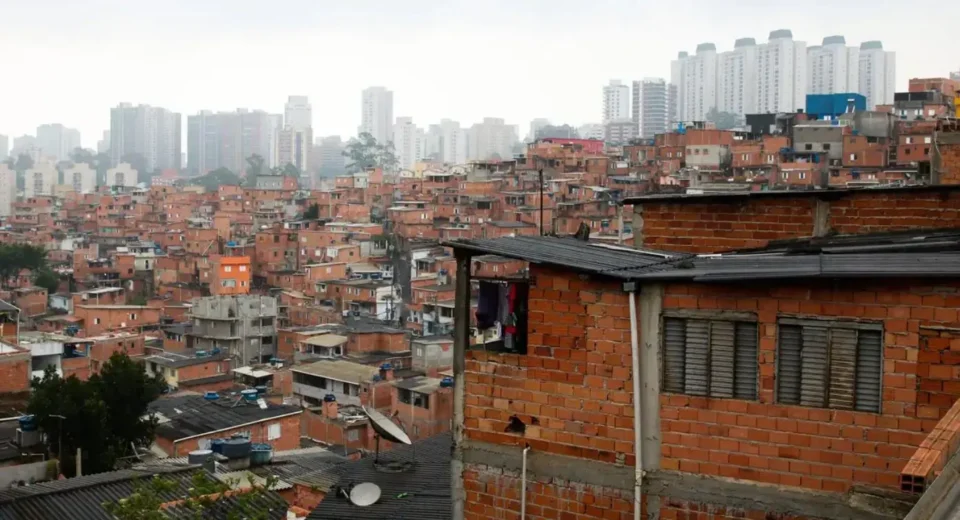 Polícia Civil cumpre mandados de prisão contra quadrilha em Paraisópolis e combate ao crime
