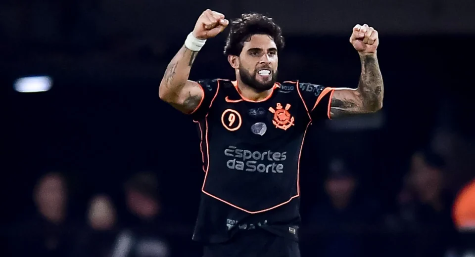 Yuri Alberto explica problema que quase afetou sua partida no Corinthians