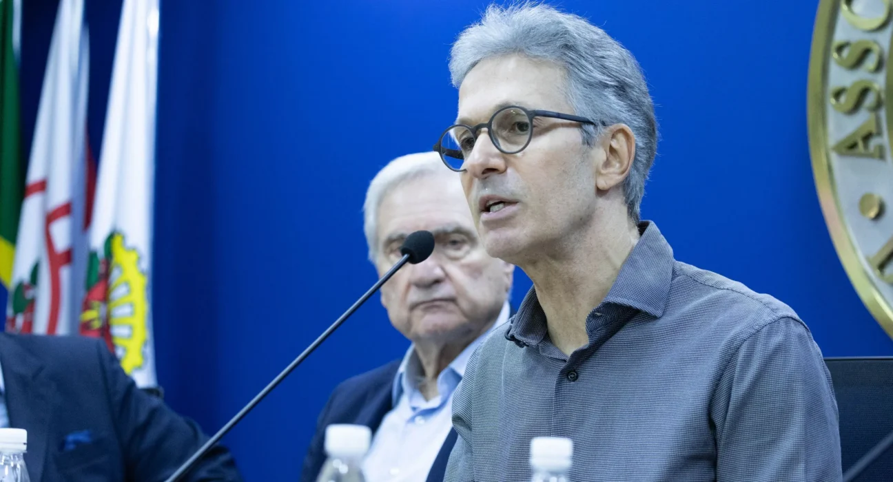 Zema defende que Toffoli e Moraes sejam afastados do STF