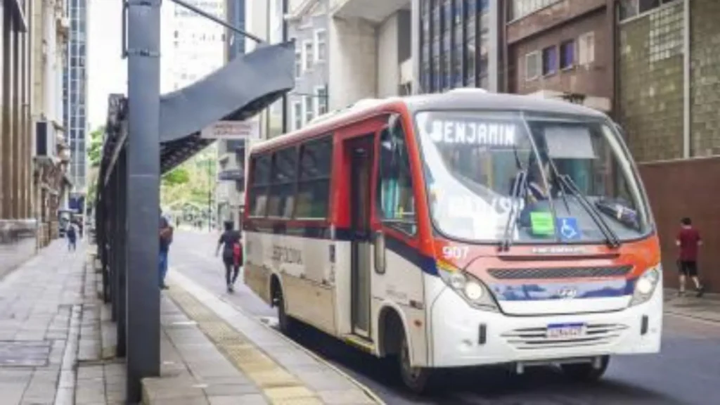 Porto Alegre tem reajuste em transporte e novas tarifas acessíveis