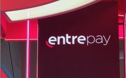 Justiça determina que cartões repassem valores à cliente da EntrePay