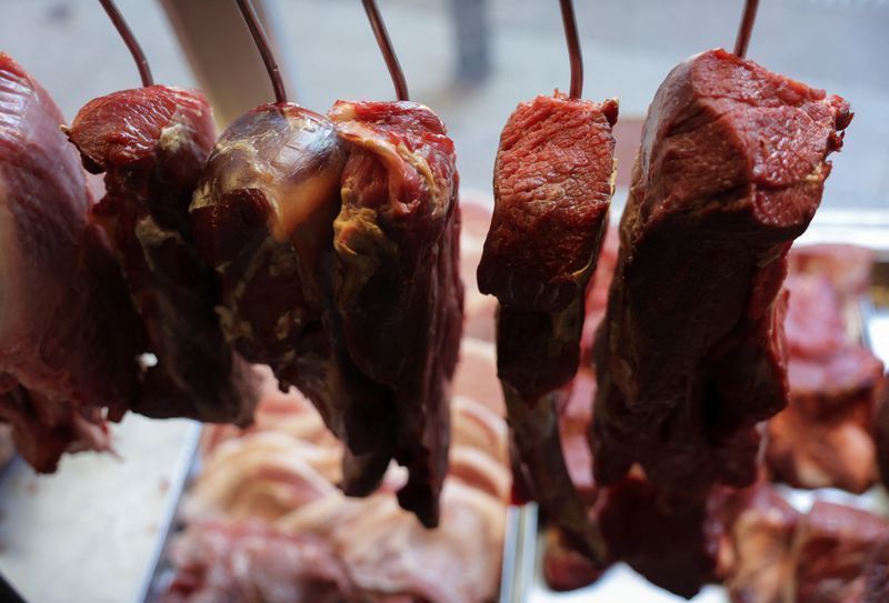 Diferença de preço entre carne suína e bovina em 2023