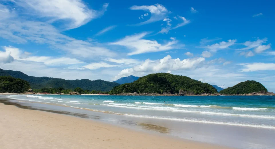 Duas pessoas morrem afogadas durante a Páscoa no litoral paulista.