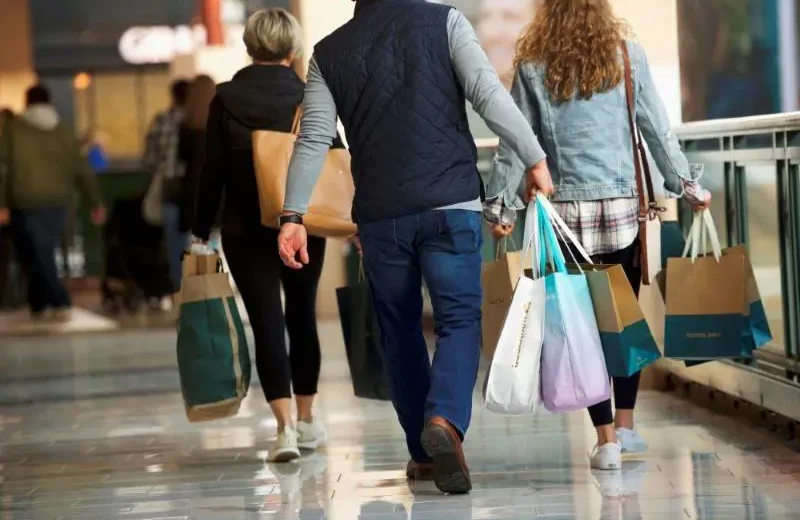 Renda sobe no Brasil, mas não acompanha aumento do custo de vida