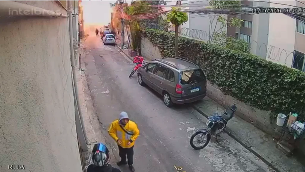 Vídeo: Veja momento de explosão em casa que deixou mortos em SP