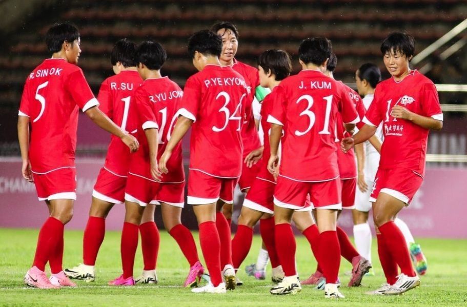 Time feminino da Coreia do Norte jogará oficialmente na Coreia do Sul