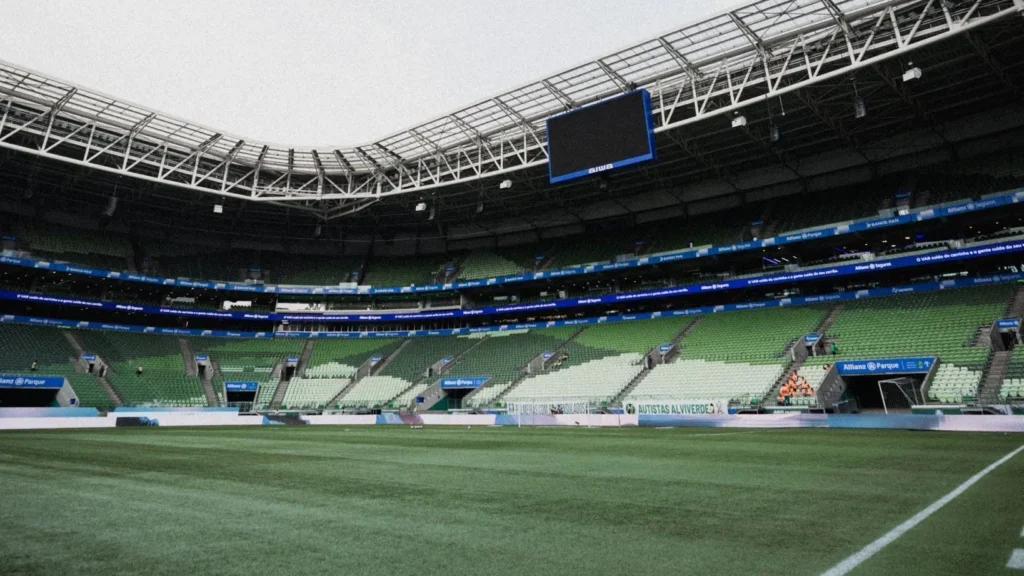 Palmeiras x Chapecoense: horário e onde assistir ao duelo do Brasileirão