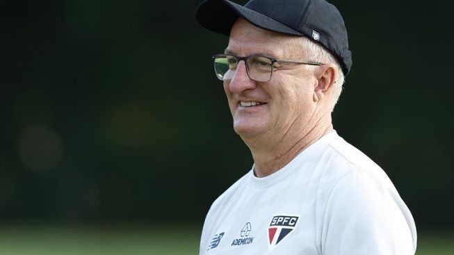 Dorival define prioridade no São Paulo em relação ao Corinthians