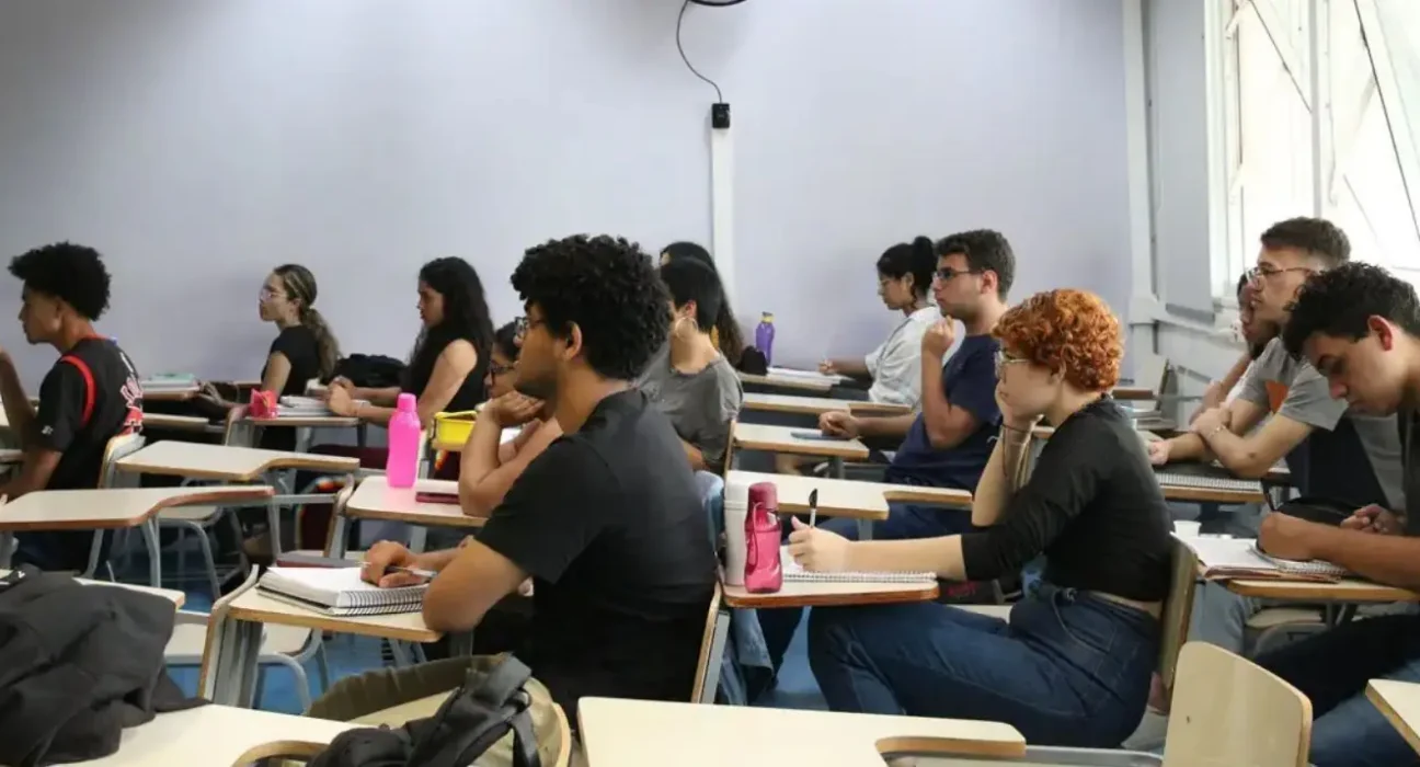 Fuvest divulga datas para o vestibular de 2027; calendário completo disponível
