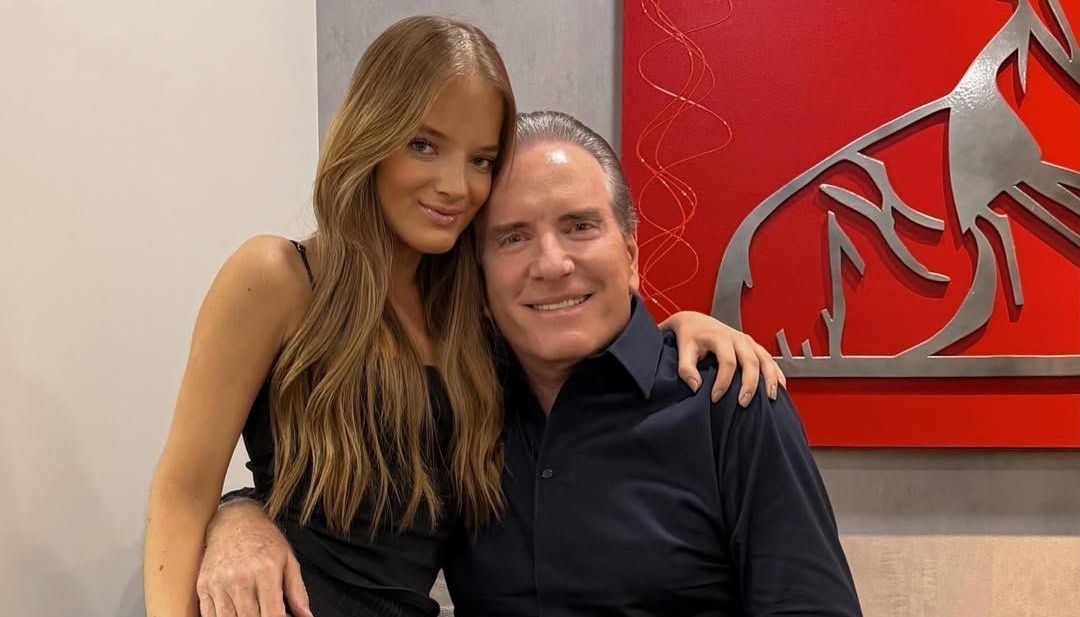 Rafa Justus faz surpresa ao pai, Roberto Justus, no seu aniversário