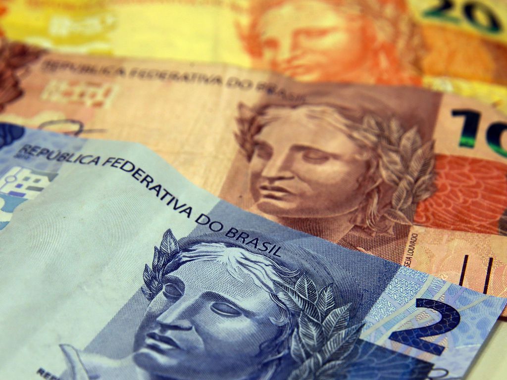 Banco de Edir Macedo esclarece situação efetivamente em maio