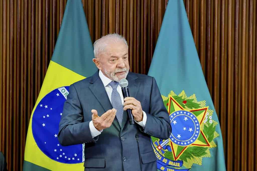PT lançará Lula à reeleição com R$ 105 mi na campanha