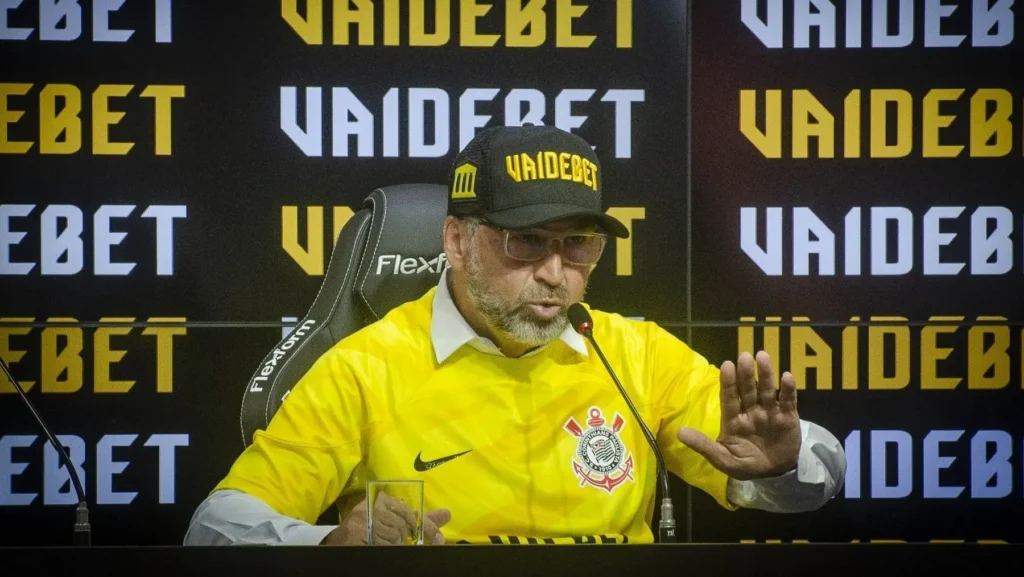 Corinthians: próximos passos após a expulsão de Augusto Melo