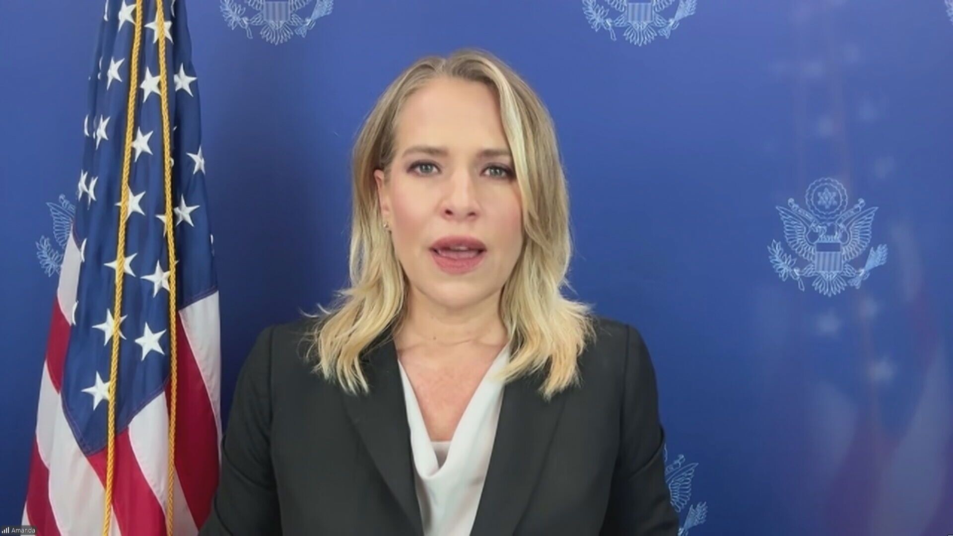 Vamos seguir cooperação com Brasil para combater PCC e CV