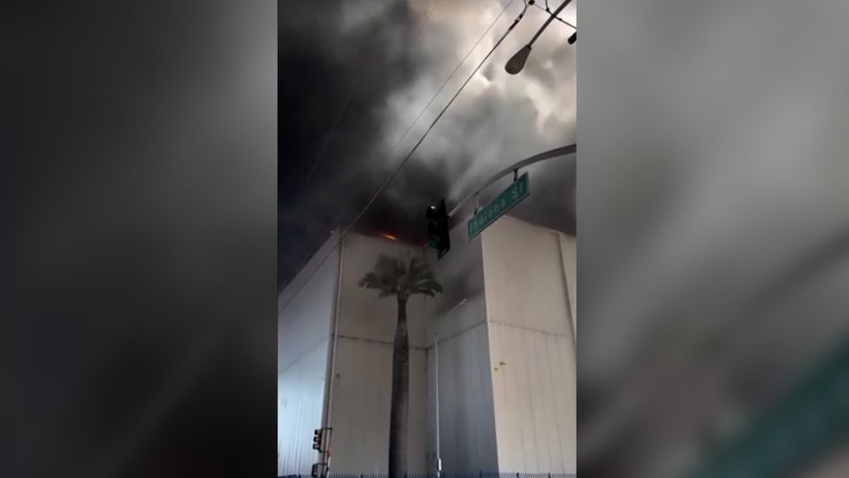 Prefeita de Los Angeles declara emergência após incêndio crítico