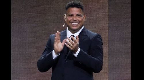 Ronaldo aposta em casa temática na Copa como hub de conteúdo digital