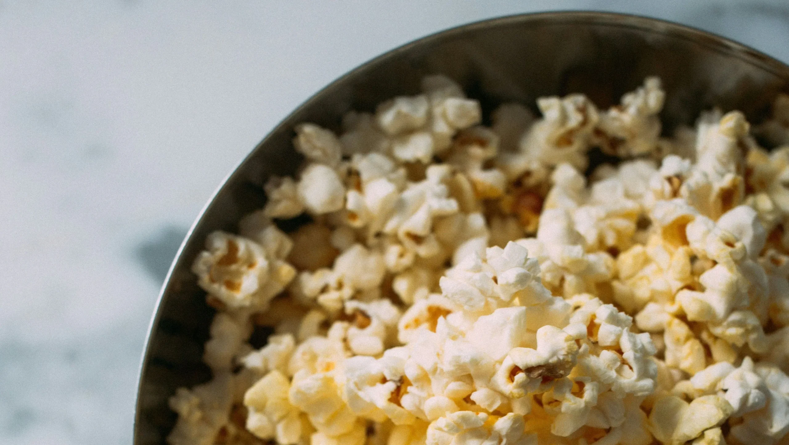 Dia do Cinema Nacional: Filmes que Aprendem e Inspiram no Vestibular