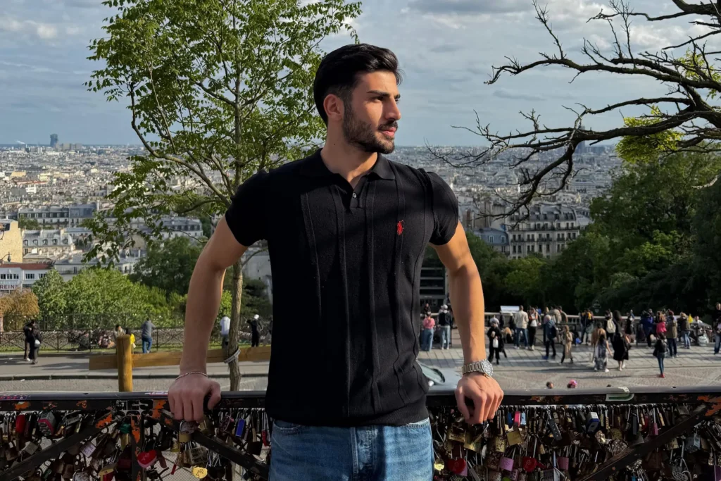 Novo "galã do milho" atrai turistas em Istambul com seu charme