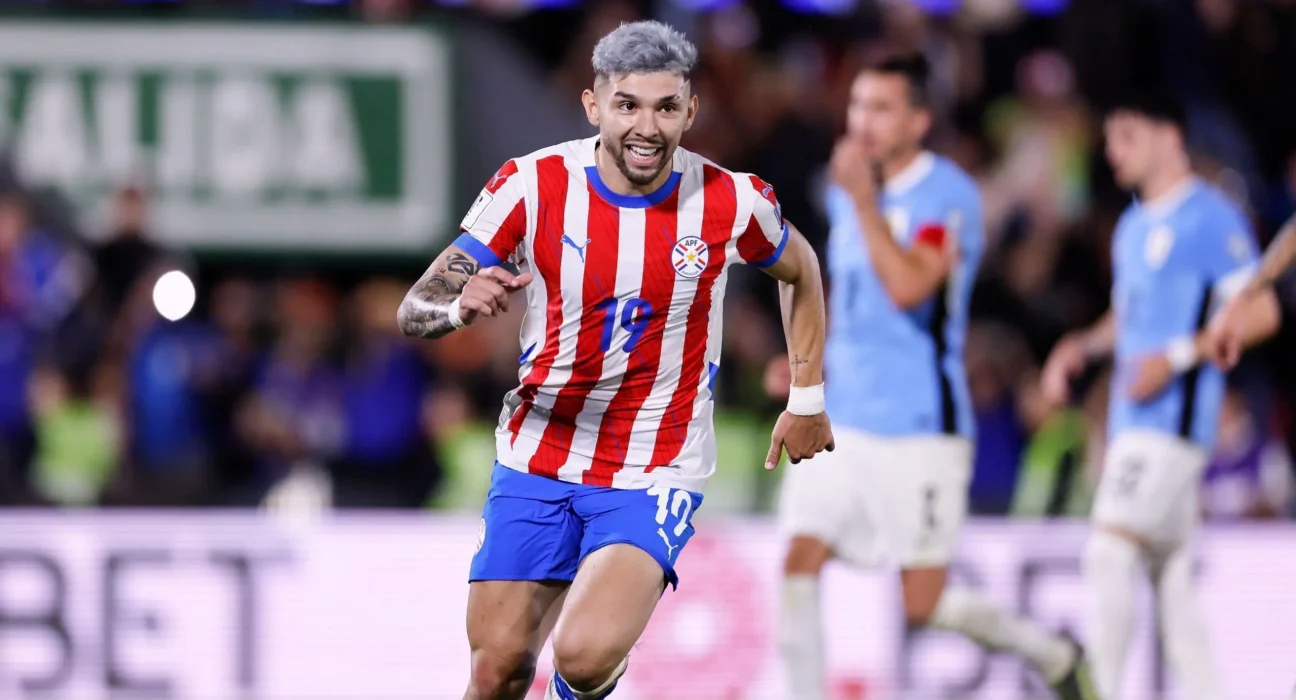 Titular do Paraguai vira desfalque e preocupa fãs na Copa