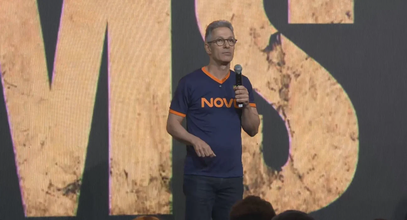 Novo negocia com Podemos vice para fortalecer chapa de Zema