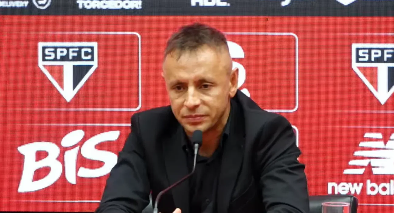 Rafinha explica reintegração de Arboleda: decisão complicada