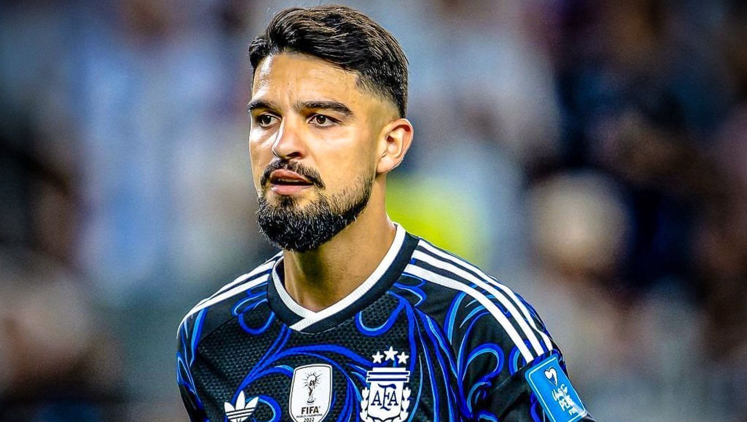 Flaco López é o único jogador do Brasileirão seguindo na Copa