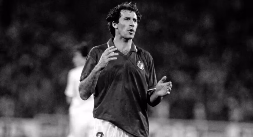Baresi classificou seleções de 1970 e 2002 como as melhores do Brasil