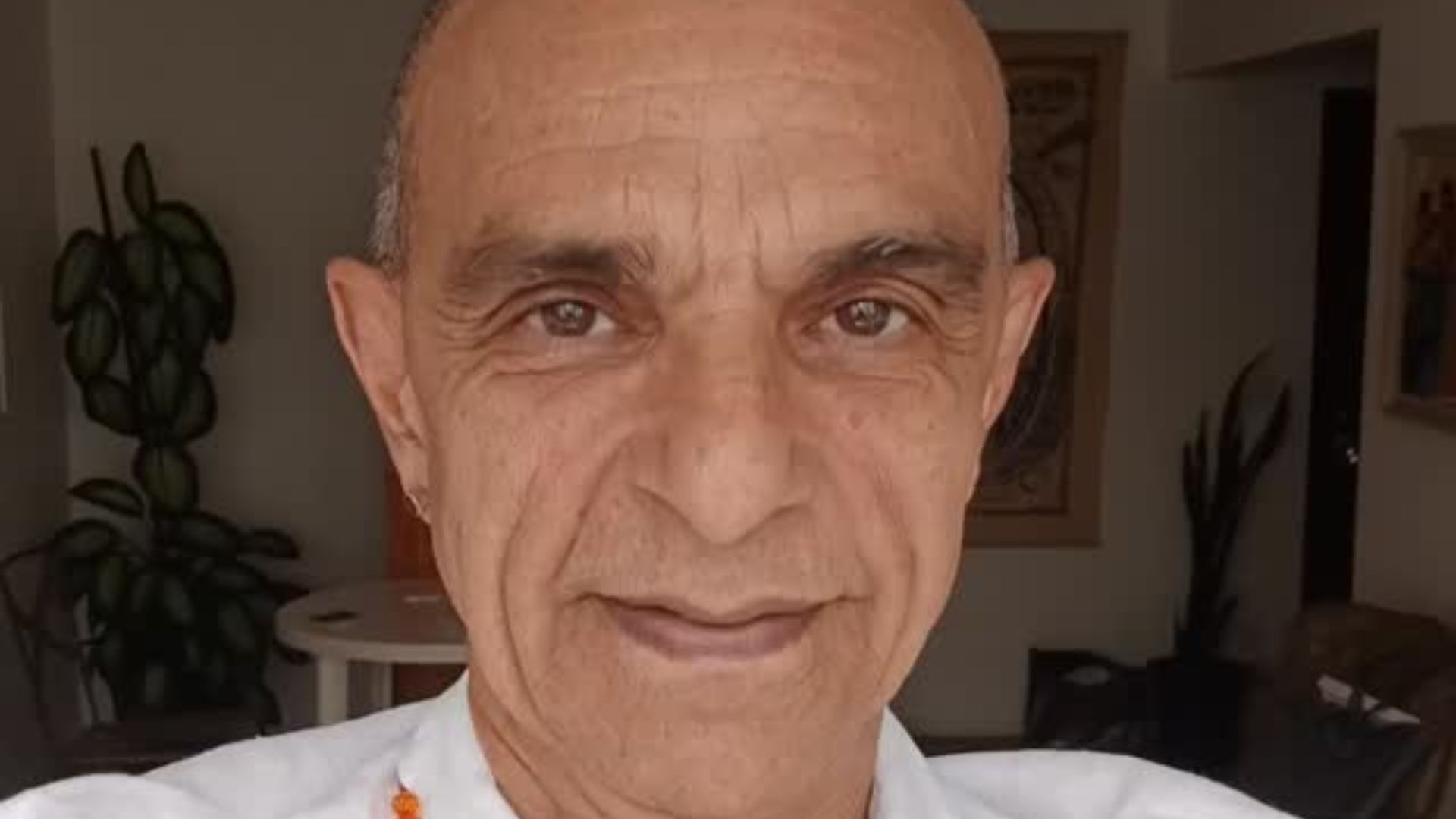 João Signorelli: trajetória como Gandhi e Chico Xavier no cinema