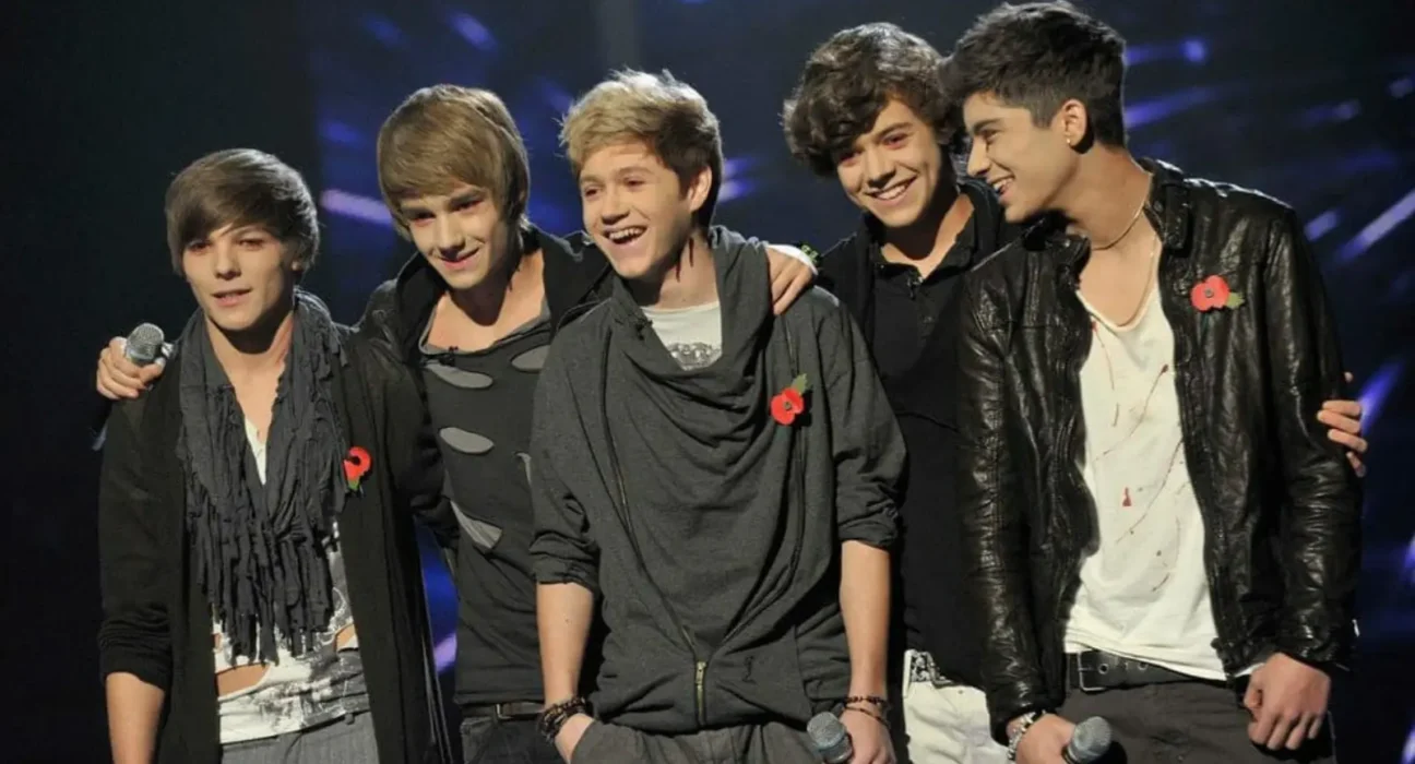 One Direction: banda completa 16 anos de sucessos incríveis