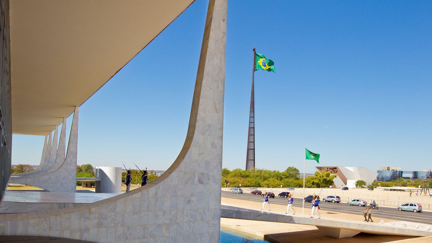 Resposta política e reciprocidade adiada: análise do tarifaço