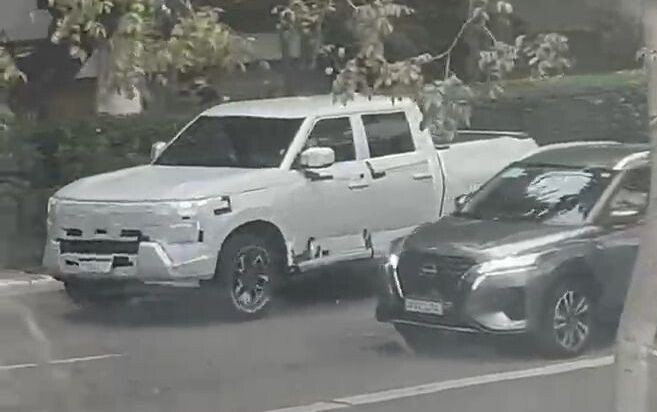 Nissan Frontier híbrida é flagrada com mais de 400 cv de potência
