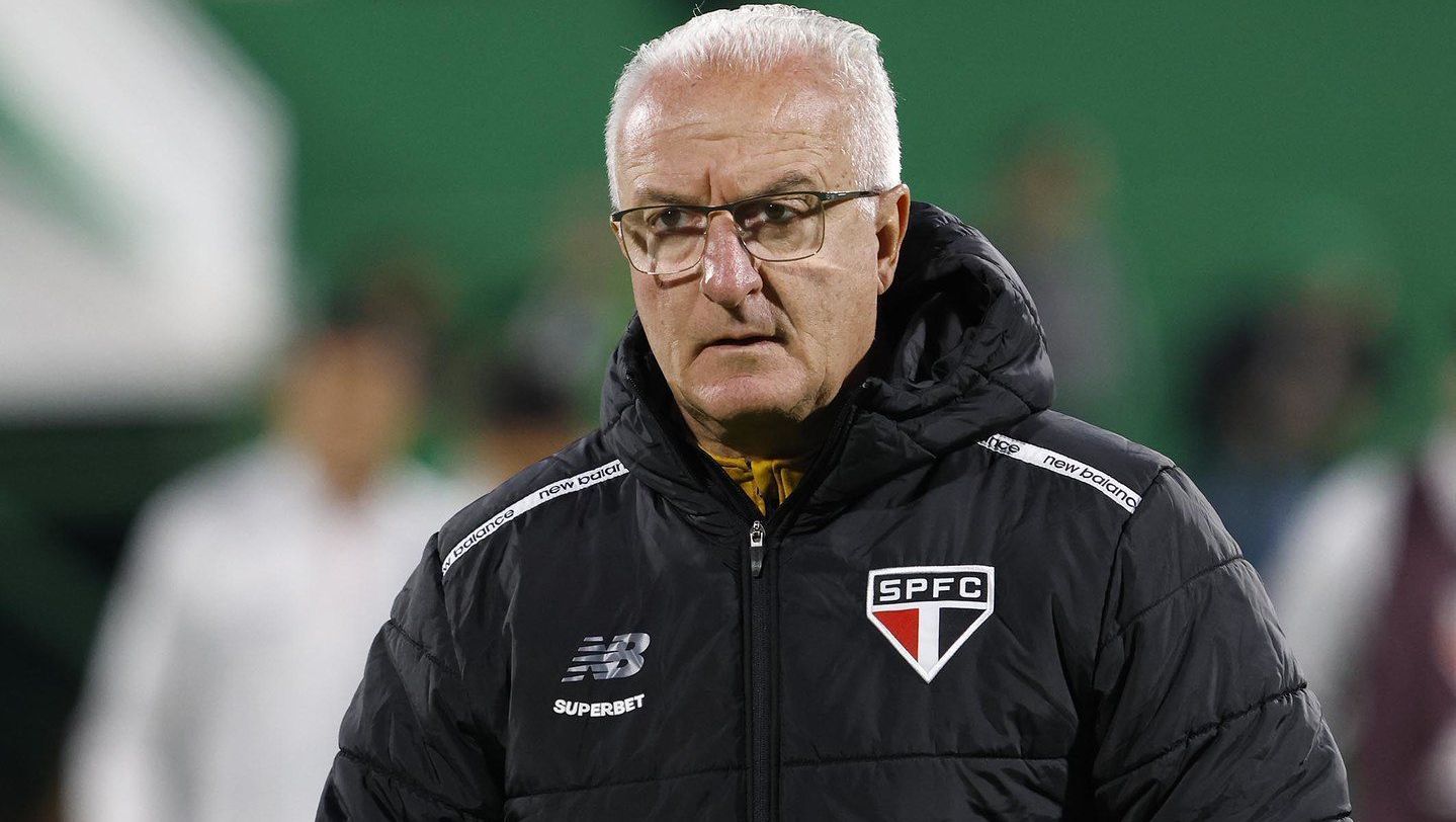 Dorival Júnior vê derrota do São Paulo como inadmissível para equipe