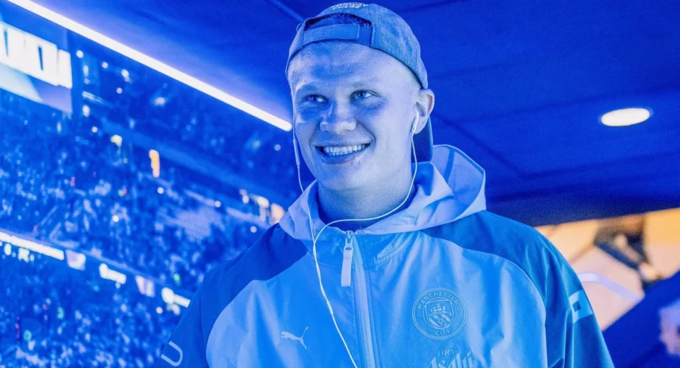 Haaland, astro do Manchester City, e sua nova inspiração capilar
