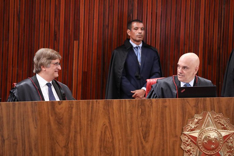 Oposição apresenta ao menos 7 pedidos contra Gonet e Moraes