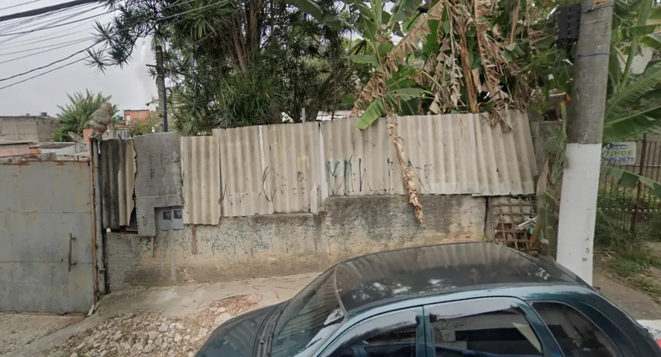 Corpo é encontrado em saco de lixo na zona Sul de SP, e polícia investiga detalhadamente