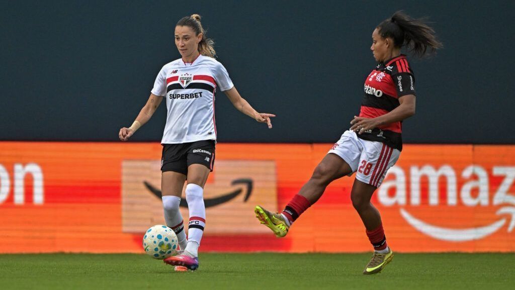 São Paulo x Flamengo: escalações e onde assistir ao jogo do Brasileirão Feminino