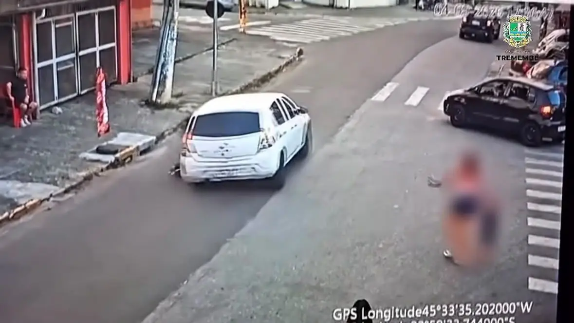 Jovem é arrastada por motorista de app ao tentar recuperar R$ 100
