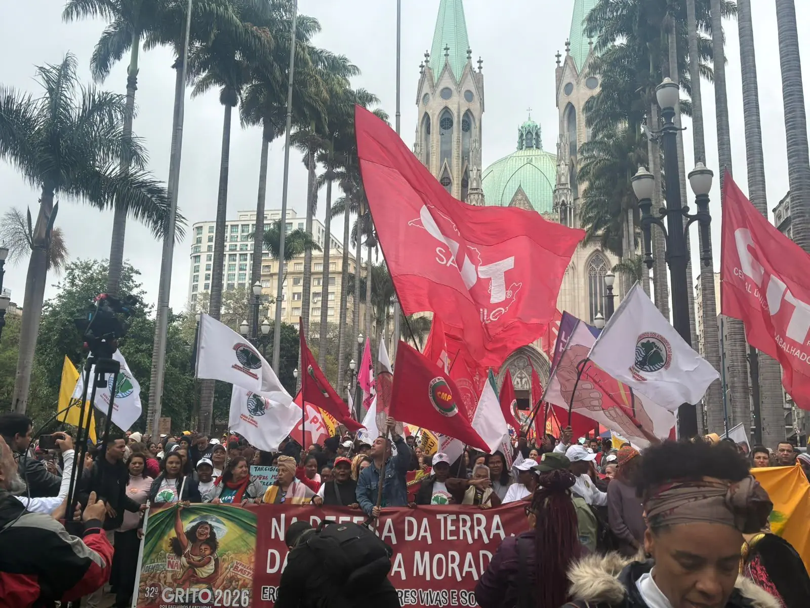 Grito dos Excluídos defende soberania nacional em grande ato