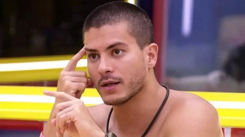 Arthur Aguiar quebra silêncio sobre ordem de despejo: desabafa