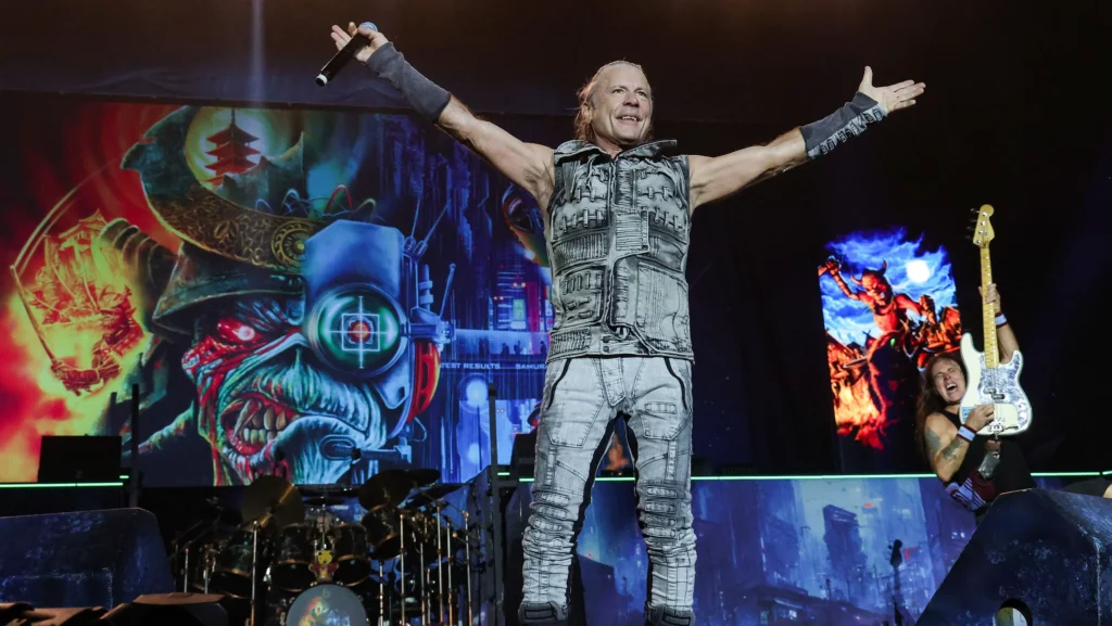 Iron Maiden inaugura loja oficial da banda no Brasil e mais!