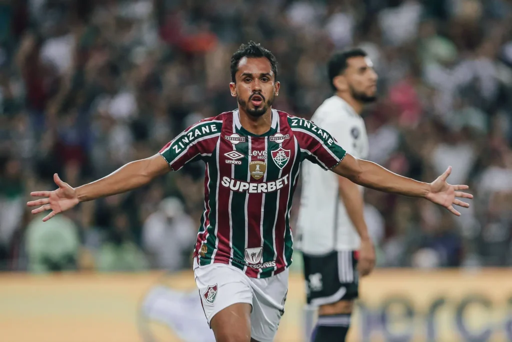 Santos avança em contratação de meia do Fluminense para fortalecer elenco