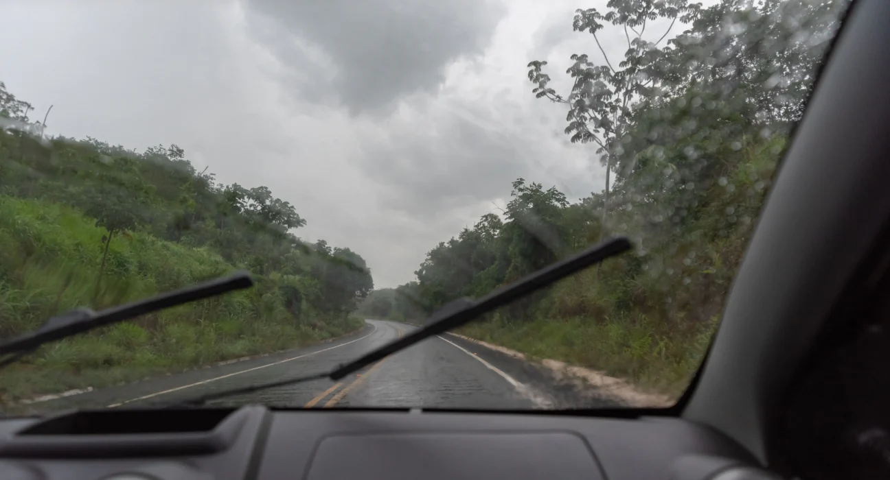 Chuva e mudança de clima: 6 dicas para revisar seu carro