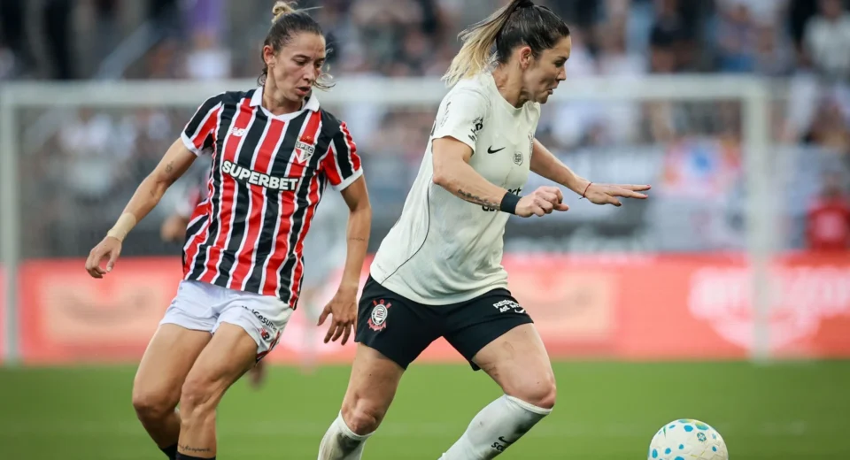São Paulo tenta quebrar hegemonia do Corinthians no Brasileirão